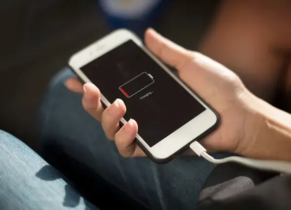 iPhone Pil Sağlığı Nedir, Kaç Olmalı ve Nasıl Korunur?